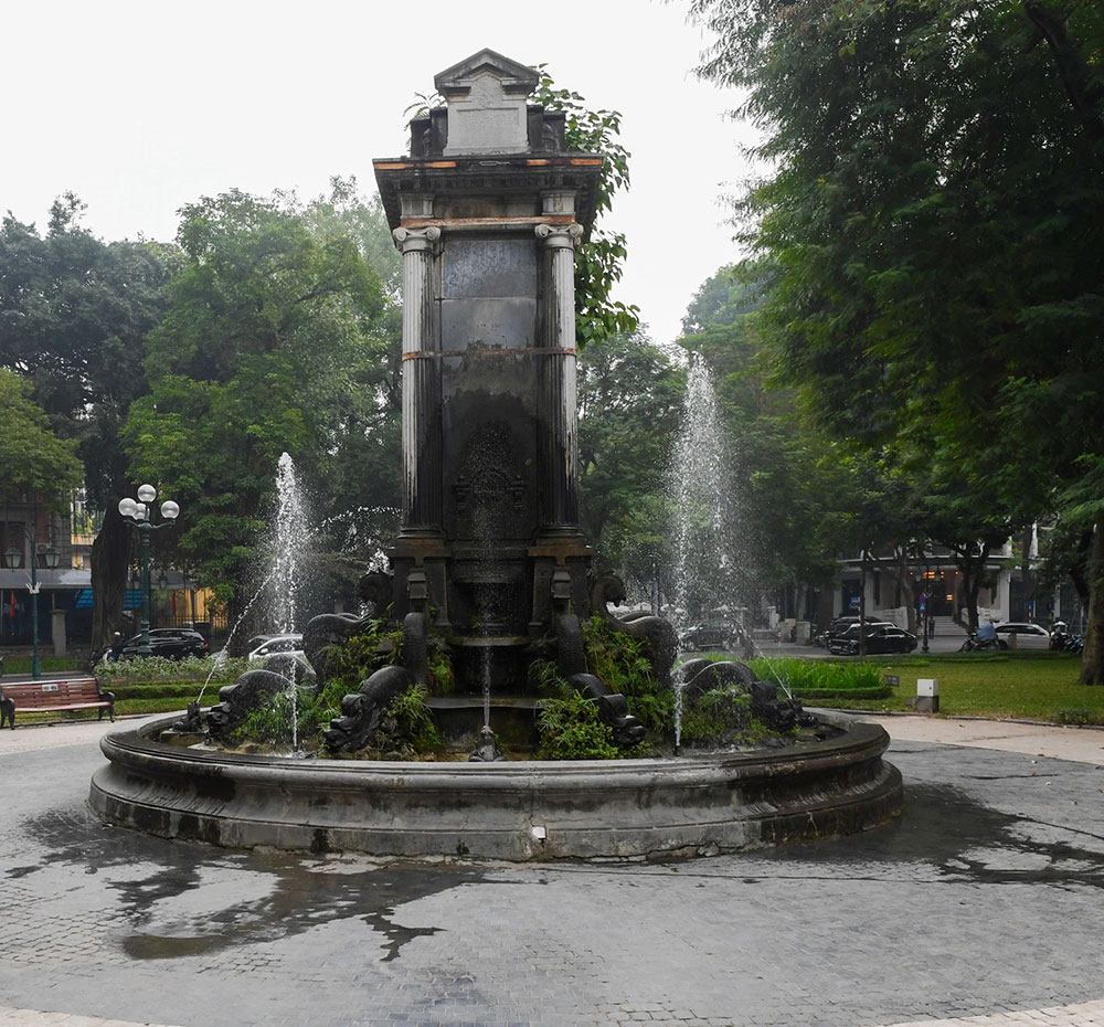 dai-phun-nuoc-con-coc