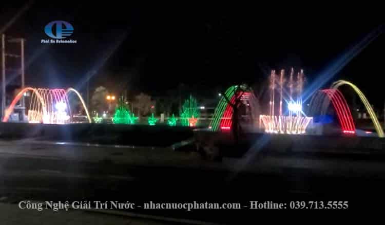 dai phun nuoc royal park khu dan cu 12